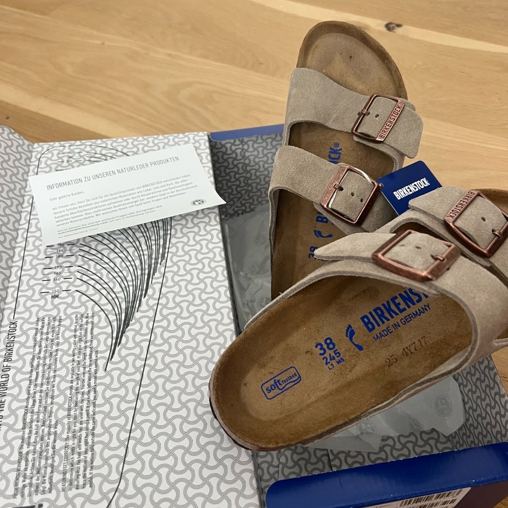 BNWT Birkenstock Arizona taupe narrow fit Sandals with Cork Base NEVER WORN